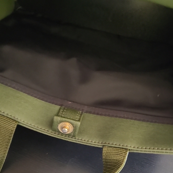 Roberta di Camerino Olive Green Quilted Tote With Removable Pouch - Picture 4 of 7